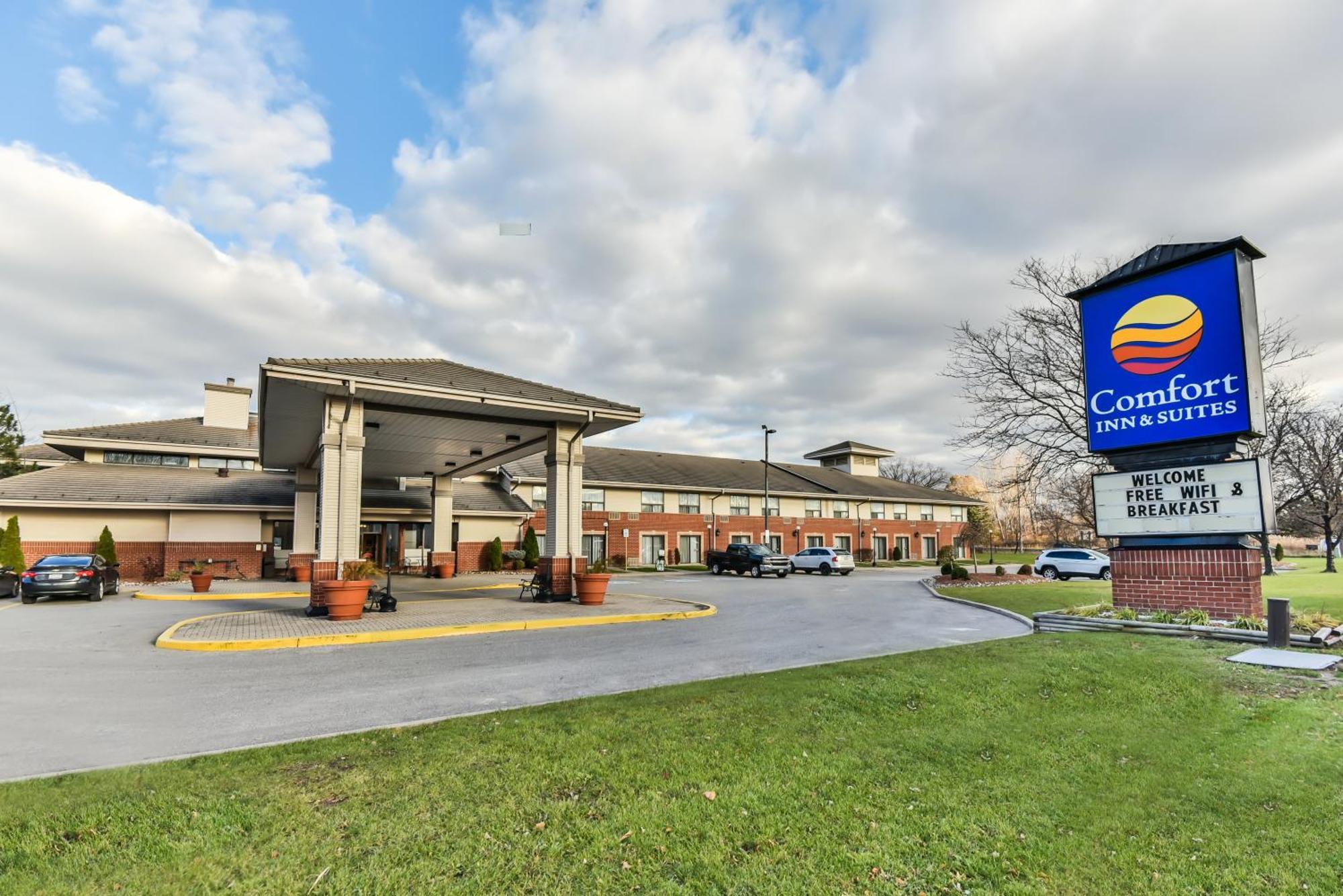 Comfort Inn & Suites Ambassador Bridge Windsor Exterior foto