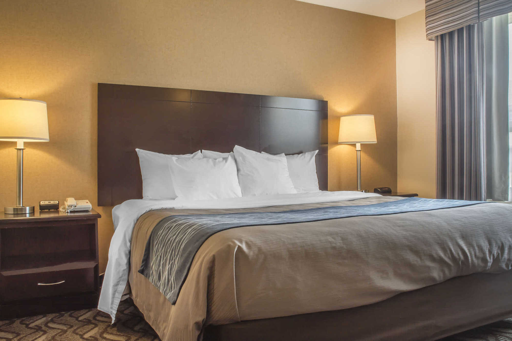 Comfort Inn & Suites Ambassador Bridge Windsor Cameră foto